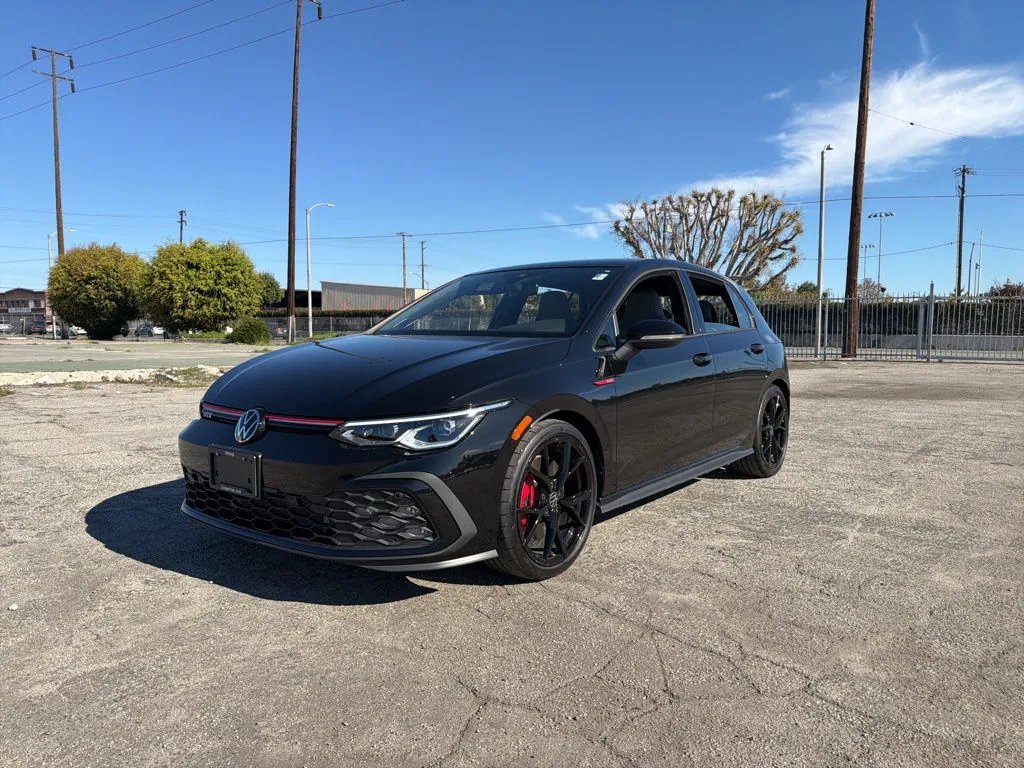 2024 Volkswagen Golf GTI SE