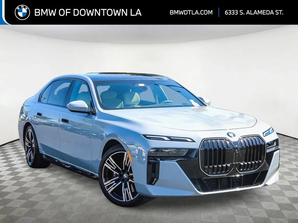 2025 BMW 7 Series 760i xDrive